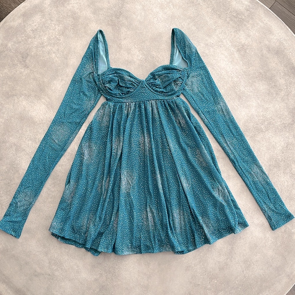New - Lucy in the Sky Long Sleeve Dress